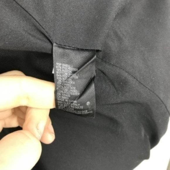 Tahari Womens Sheath Dress Size 10P Black Gray Cap Sleeve Chain Detail Scoopneck - Picture 7 of 9